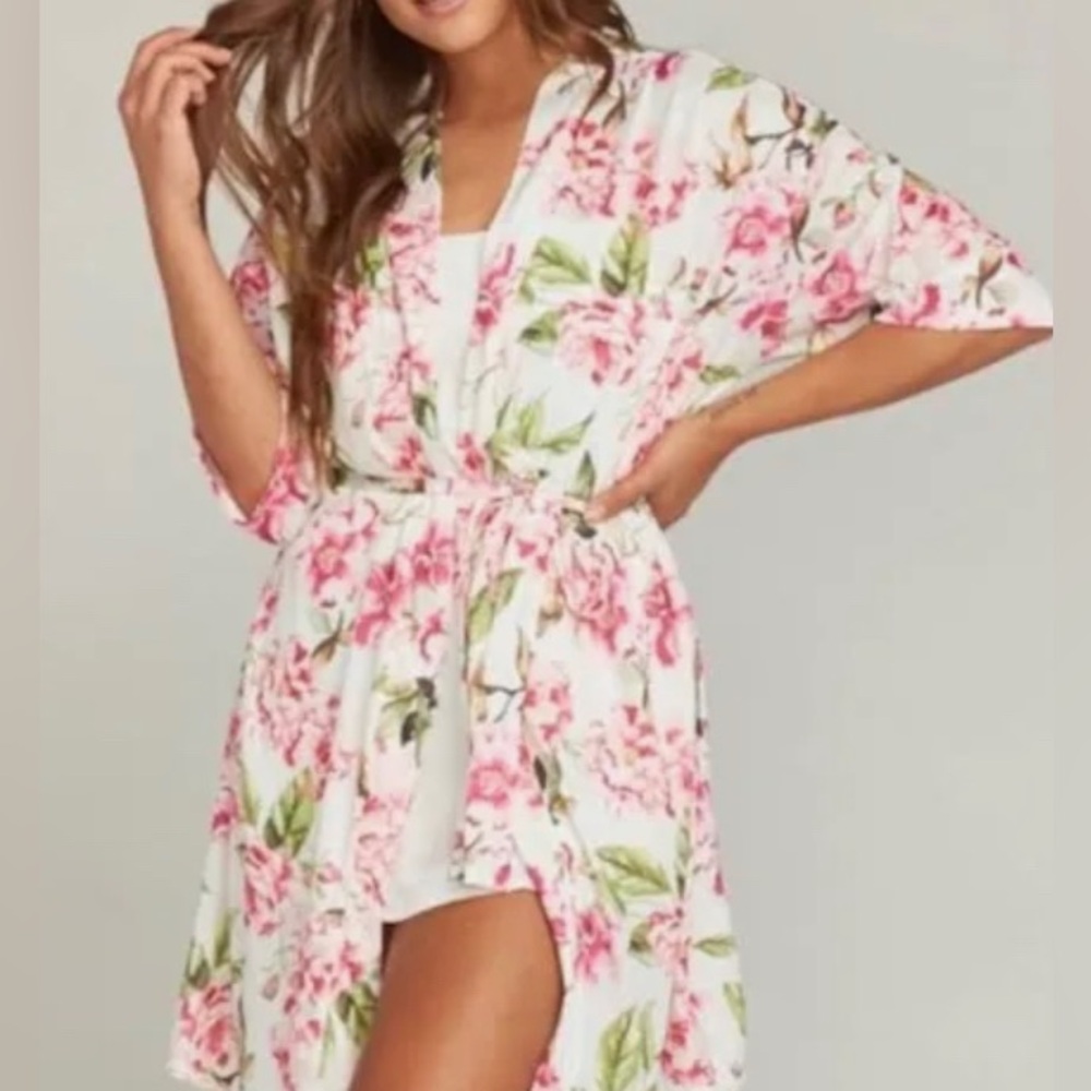 Show me your mumu floral robe/ open cardigan